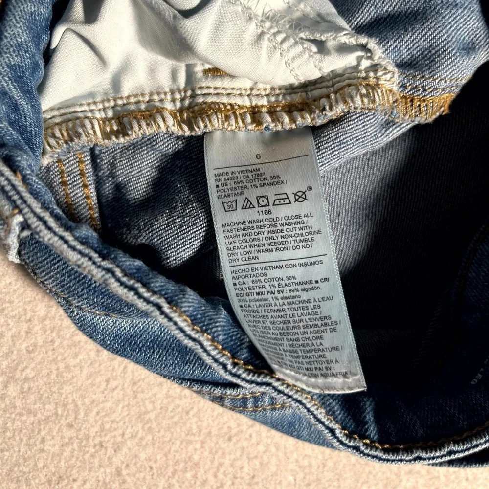 Old Navy Wow Wide Leg Jeans Womens‎ 6 Blue Denim Cotton High Rise Medium Wash